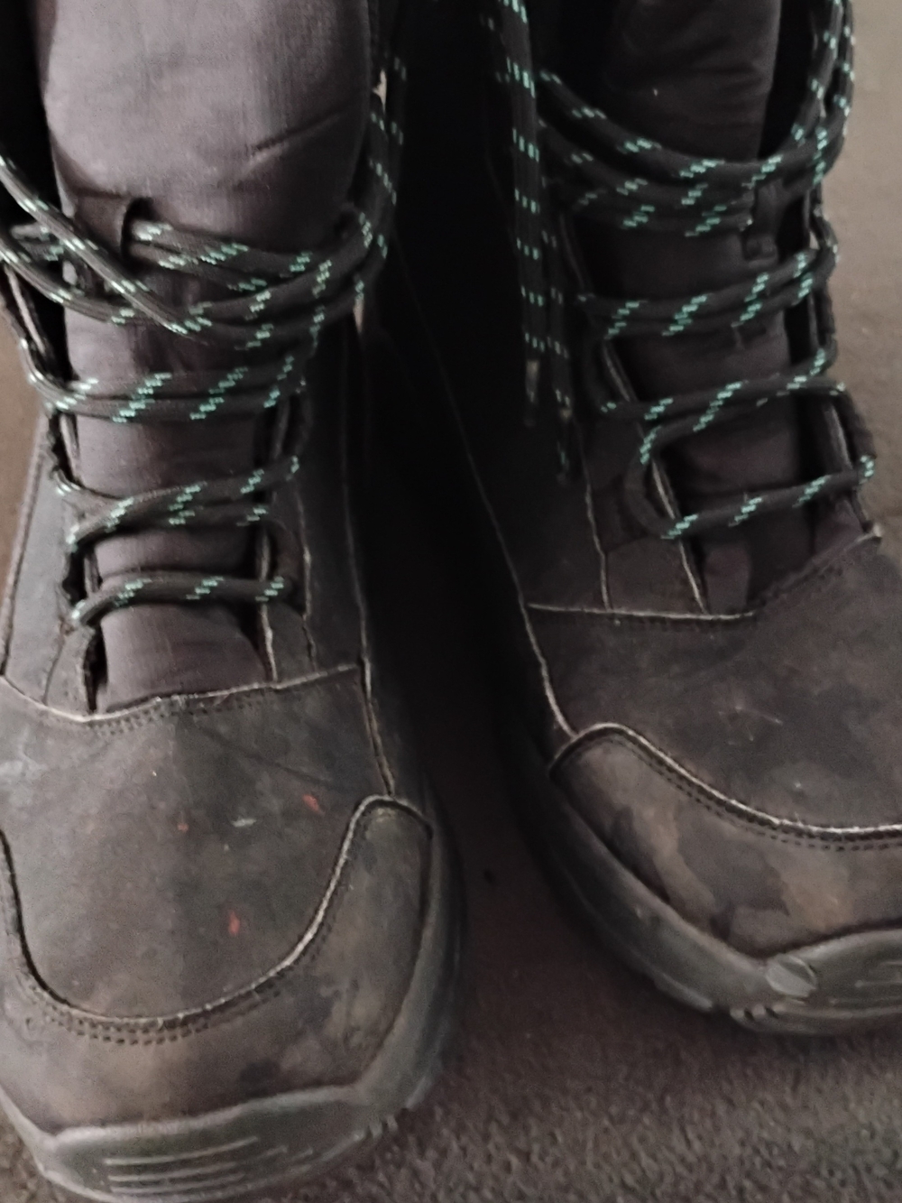 Men's Black Boots with Green-Thread Laces